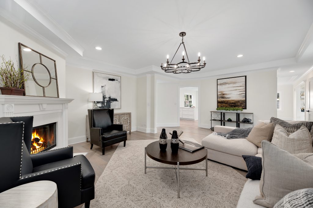 Chicagoland Home Staging Fast Staging Sell Feature Naperville