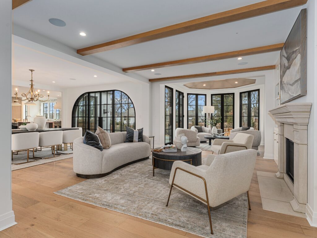 Chicagoland Home Staging Why Downsizing Sellers Home Staging Strategy Moving